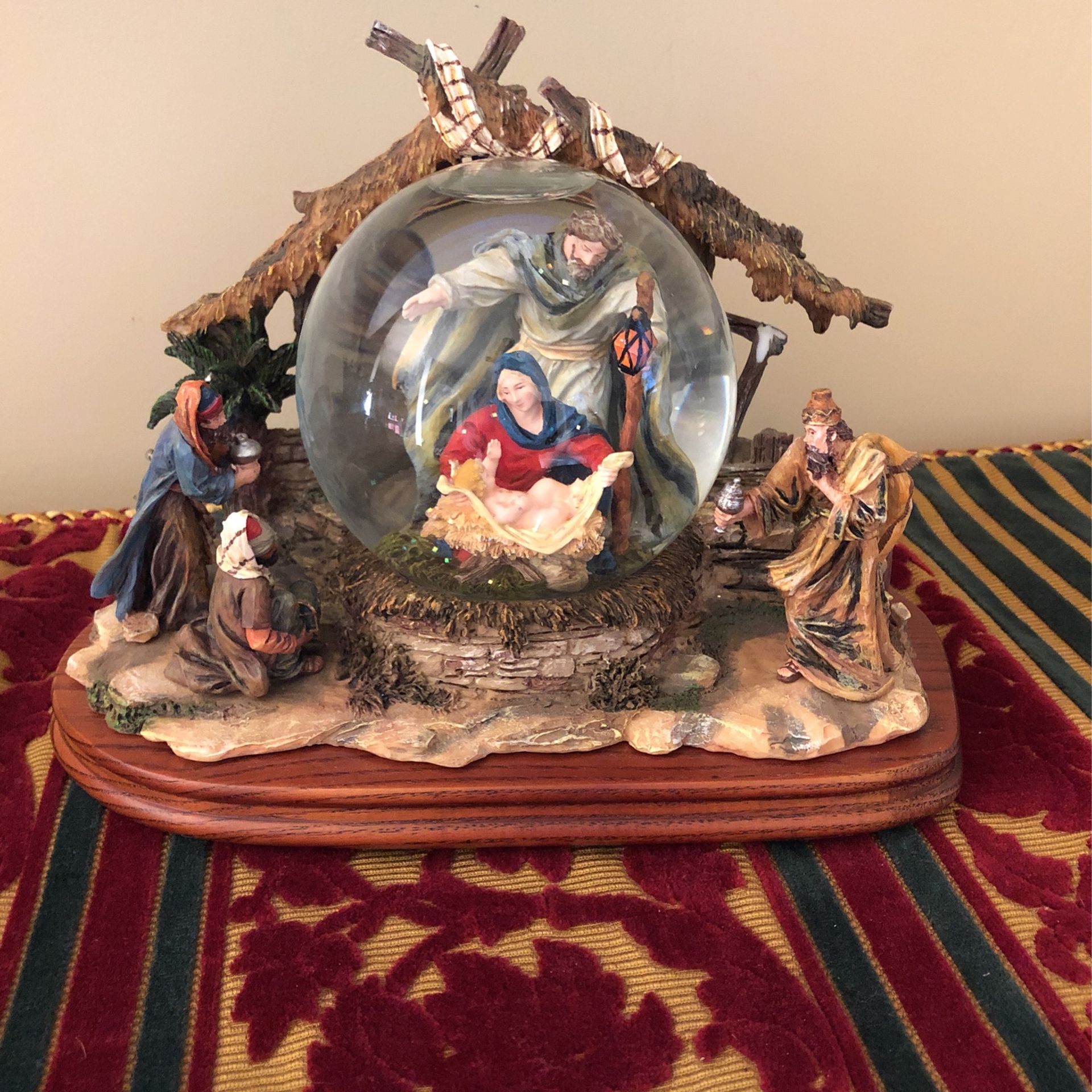 Christmas Nativity Snow Globe