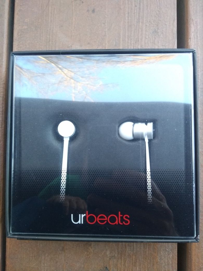 Your beats silver special edition