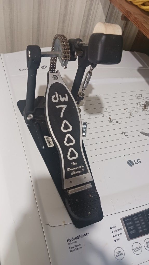 DW 7000 Bass Drum Pedal