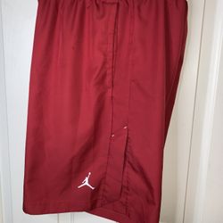Men’s Nike OU Jordan Training Shorts!!