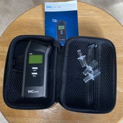 BACtrack  Breathalyzer S80 