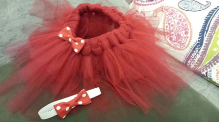 Newborn tutu and headband