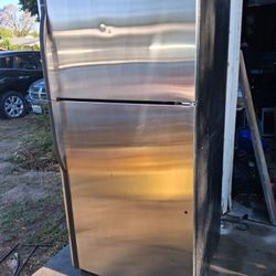 Stainless Steel Kenmore Good Working Condition 