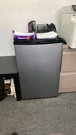 Mini fridge
