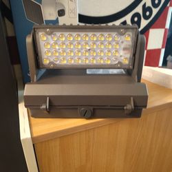 Outdoor Rotatable LED wall Light