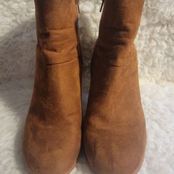 ASOS Women's Brown/Tan Suede Boots Size 6