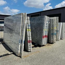 GRANITE SLABS SUPER JUMBO IN DIFFERENT COLORS 🔥Price starts at $399 per Slab🔥 