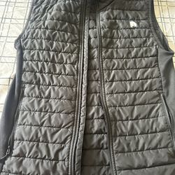 North Face Vest Size Small “ Black 