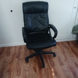 Black Leather Office Chair