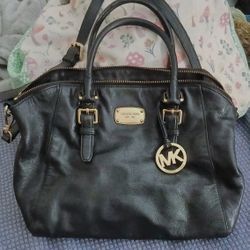 Michael Kors Black Leather Bag/Crossbody. Perfect Condition.  Lots Of Room For A Laptop.