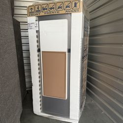 Frigidaire Top Freezer Refrigerator Refrigerador 