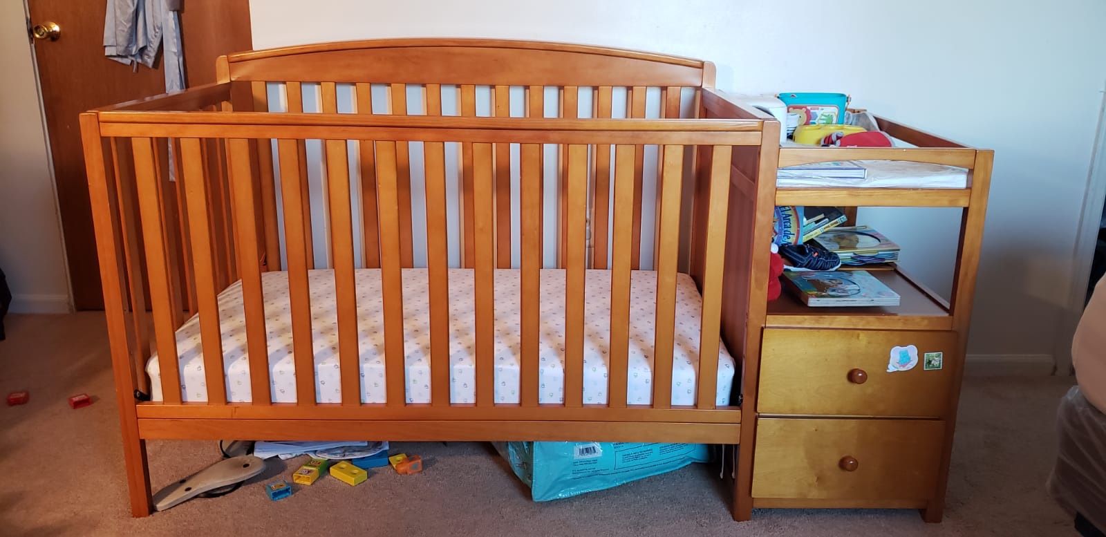 Delta baby crib