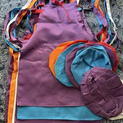 9 Aprons. 5-s Size, 4-xs Size.