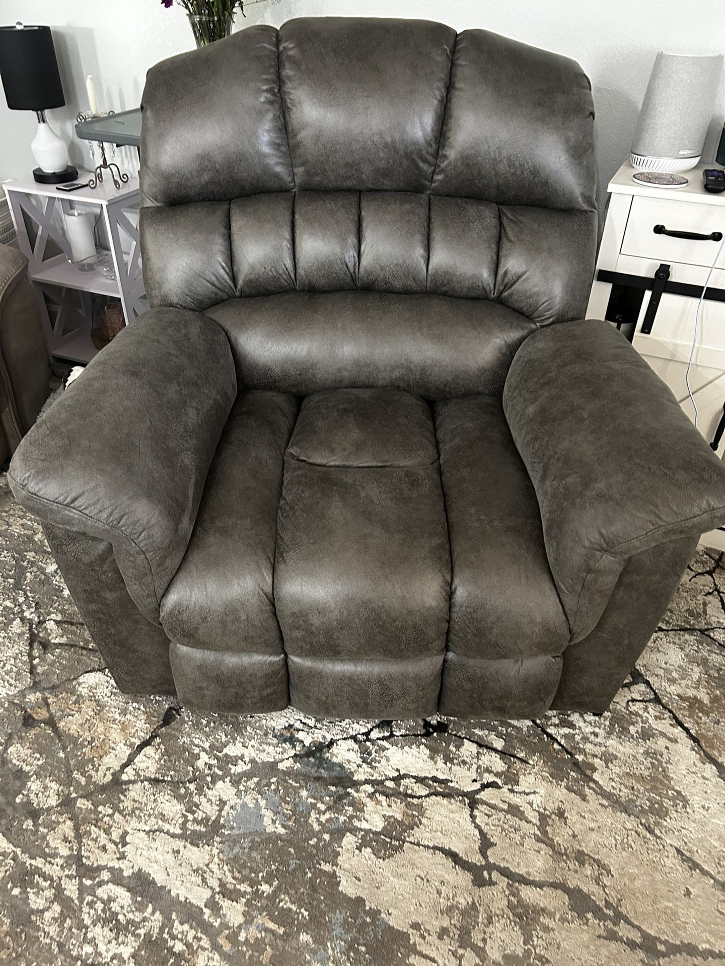 Brand New Standup Reclining Chair