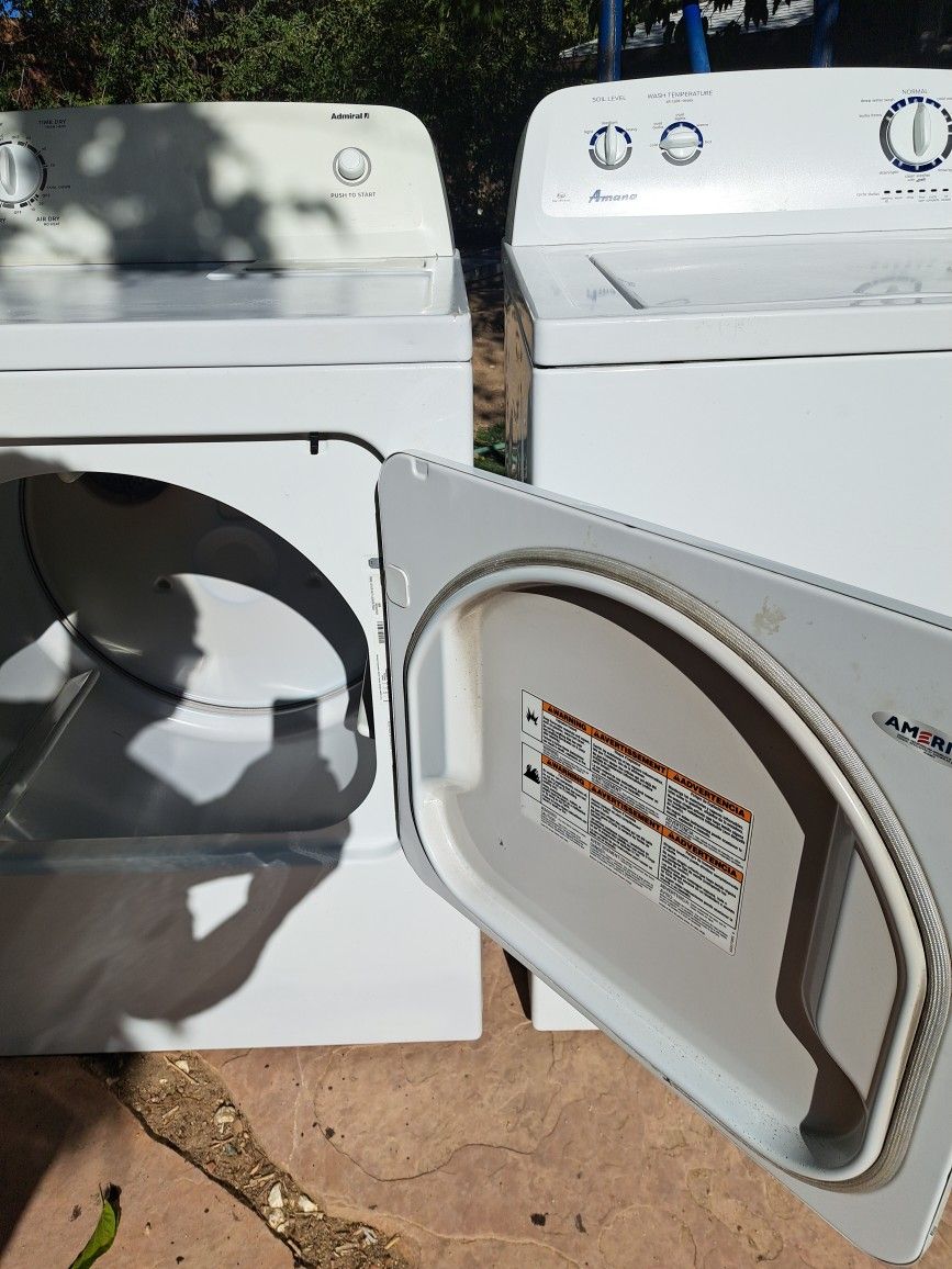 Amana Washer And Propane Dryer Set 