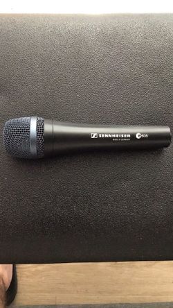 Sennheiser e935 Dynamic Microphone