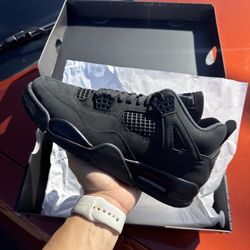 Jordan 4 Black Cat Sizes: 8.5 & 12 Available !