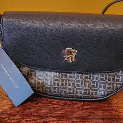 Tommy Hilfiger Purse 