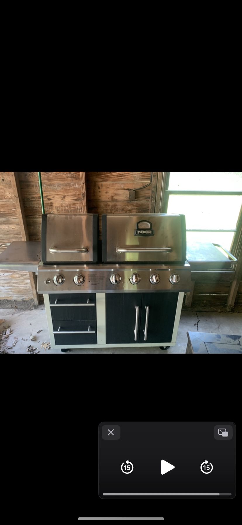 Practically New Grill. (4 Burner Grill With 2 Burner Griddle)