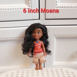 Moana Small Doll