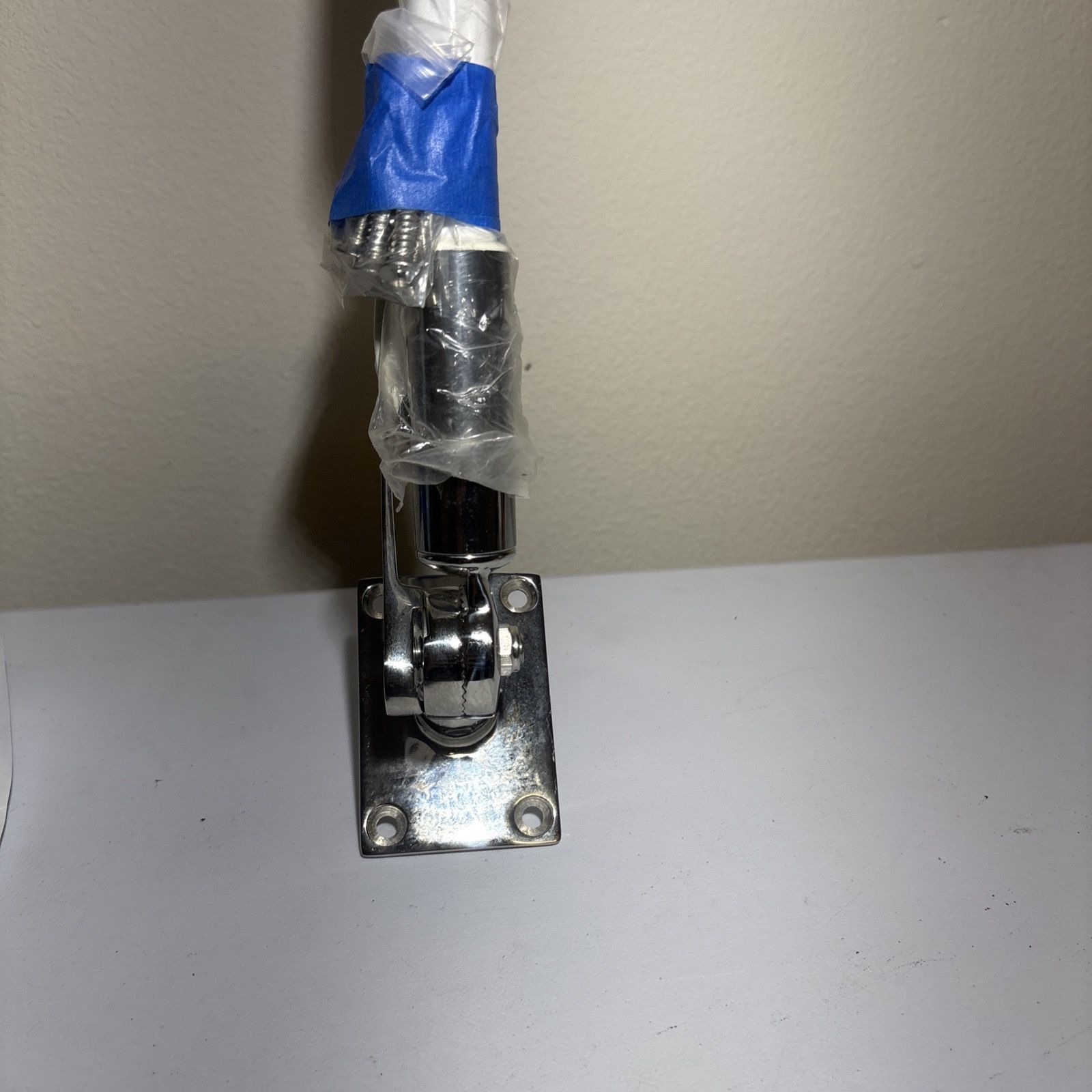 Shakespeare 5104 VHF 4ft Boat Classic Antenna