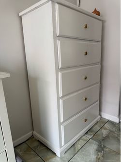 Tall dresser