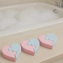 Goats Milk Heart-shaped Puzzle Soaps Scented In Endless Weekend In The Color Of Pink An Blue