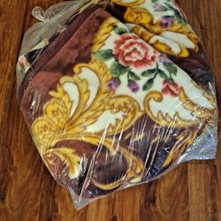 Double Layer Double Sided Queen Blanket