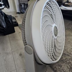 Lasko 20" Cyclone Air Circulator Fan – 3 Speeds – Floor