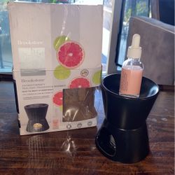 Brookstone Aromatherapy Tealight Warmer   With Oil  Used One Time   
