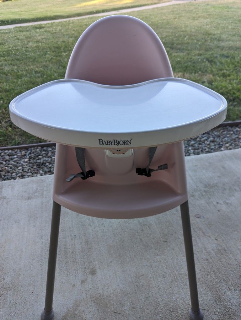BabyBjorn highchair