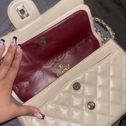 Caviar Quilted Medium Double Flap White