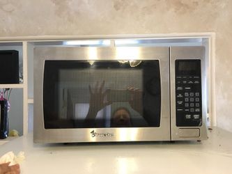 Chrome Magic Chef Microwave