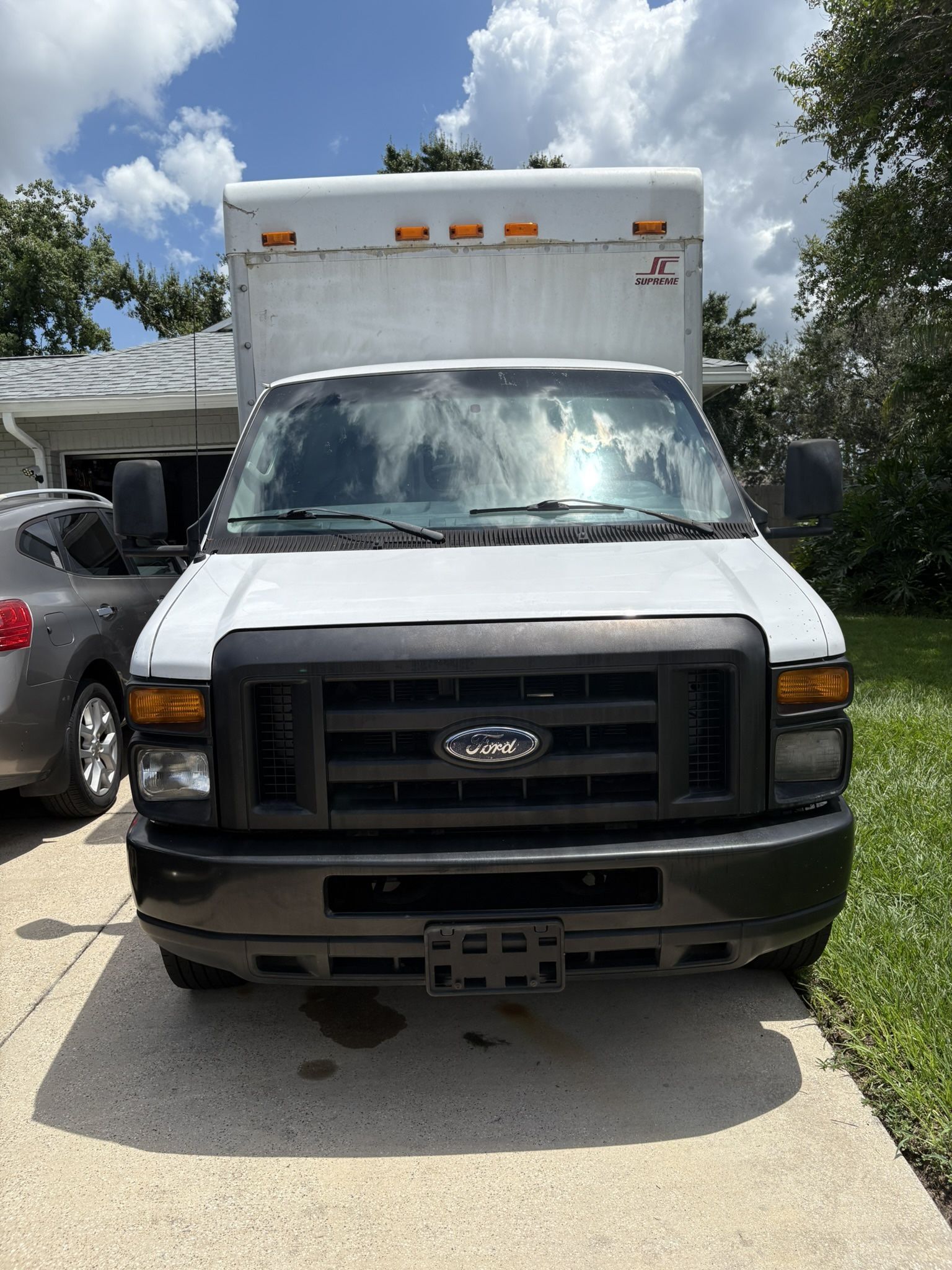 2011 Ford E-350
