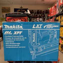 Makita 18V LXT 3-1/2 in. 21 degree Lithium-Ion Cordless Full Round Head Framing Nailer (Tool Only)