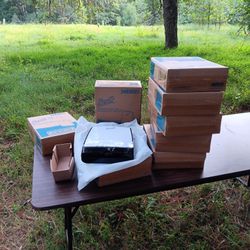 Scott Slimfold Paper Towel Dispenser 