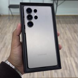 Samsung Galaxy S25 Ultra Unlocked 💯