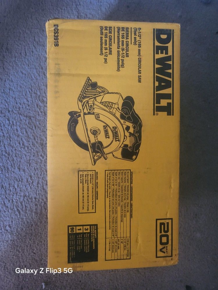 Dewalt Circular Saw Dcs391b
