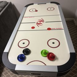 Air Hockey Table