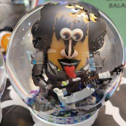 KISS GENE $IMMON$ Glitter SNOW GLOBE