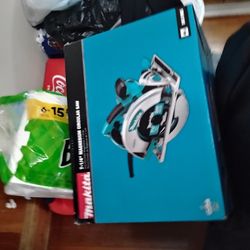 Makita 1/4 Circular Saw