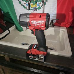 Milwaukee impact wrench