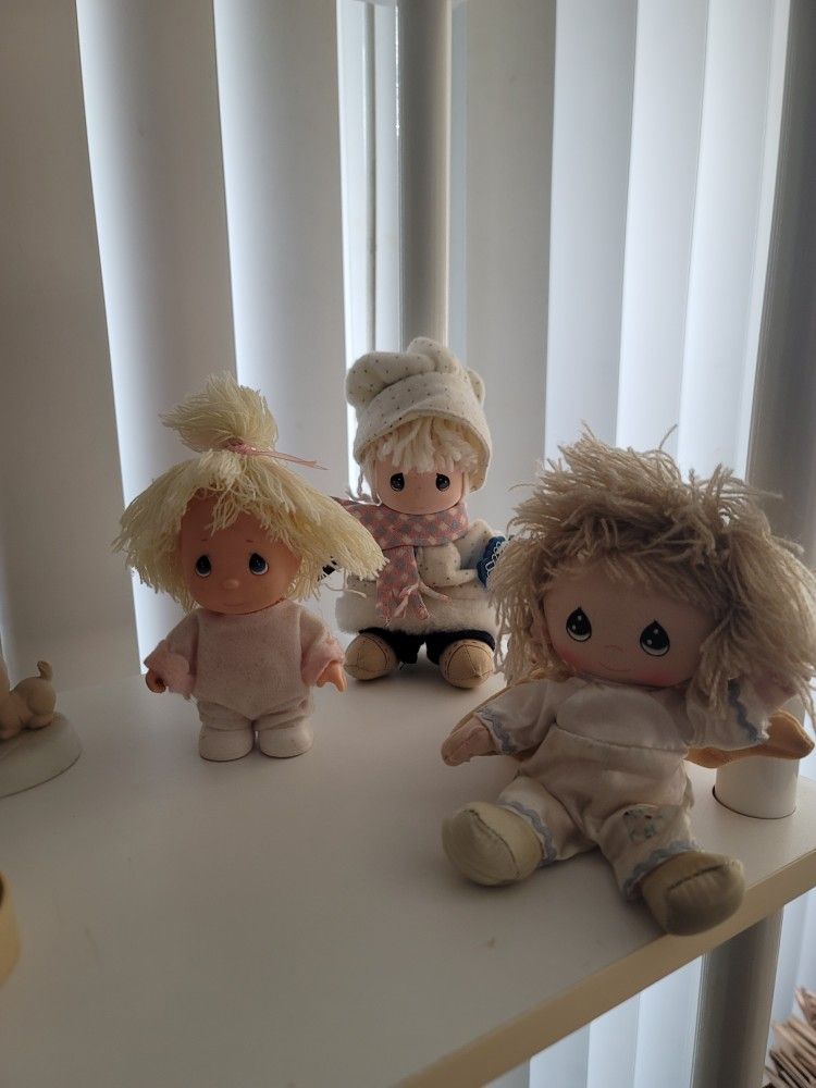 Precious moment set