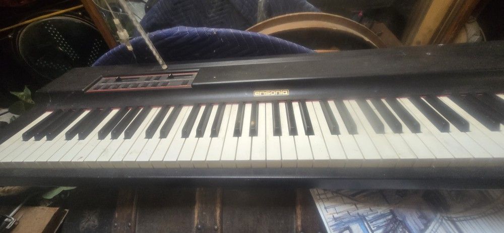 Ensoniq SDP-1 Sampled Digital Piano (1980's
