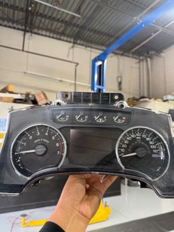 Ford F-150 Instrument Cluster (2011-2014)