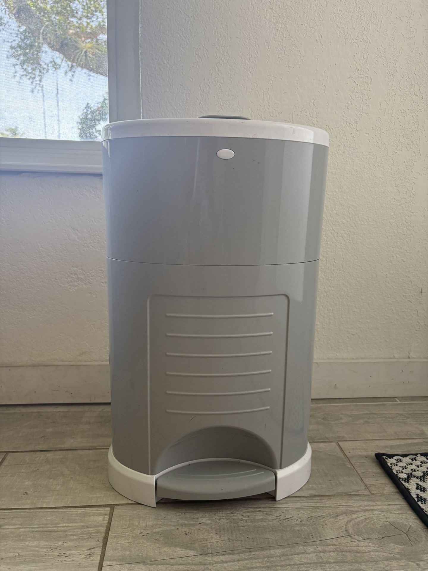 Dekor Diaper Pail