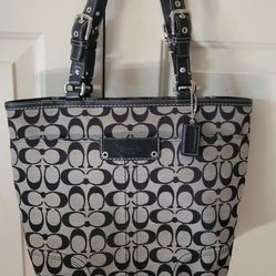 Authentic Coach Handbag 