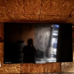 Emerson Tv 40” Not Smart