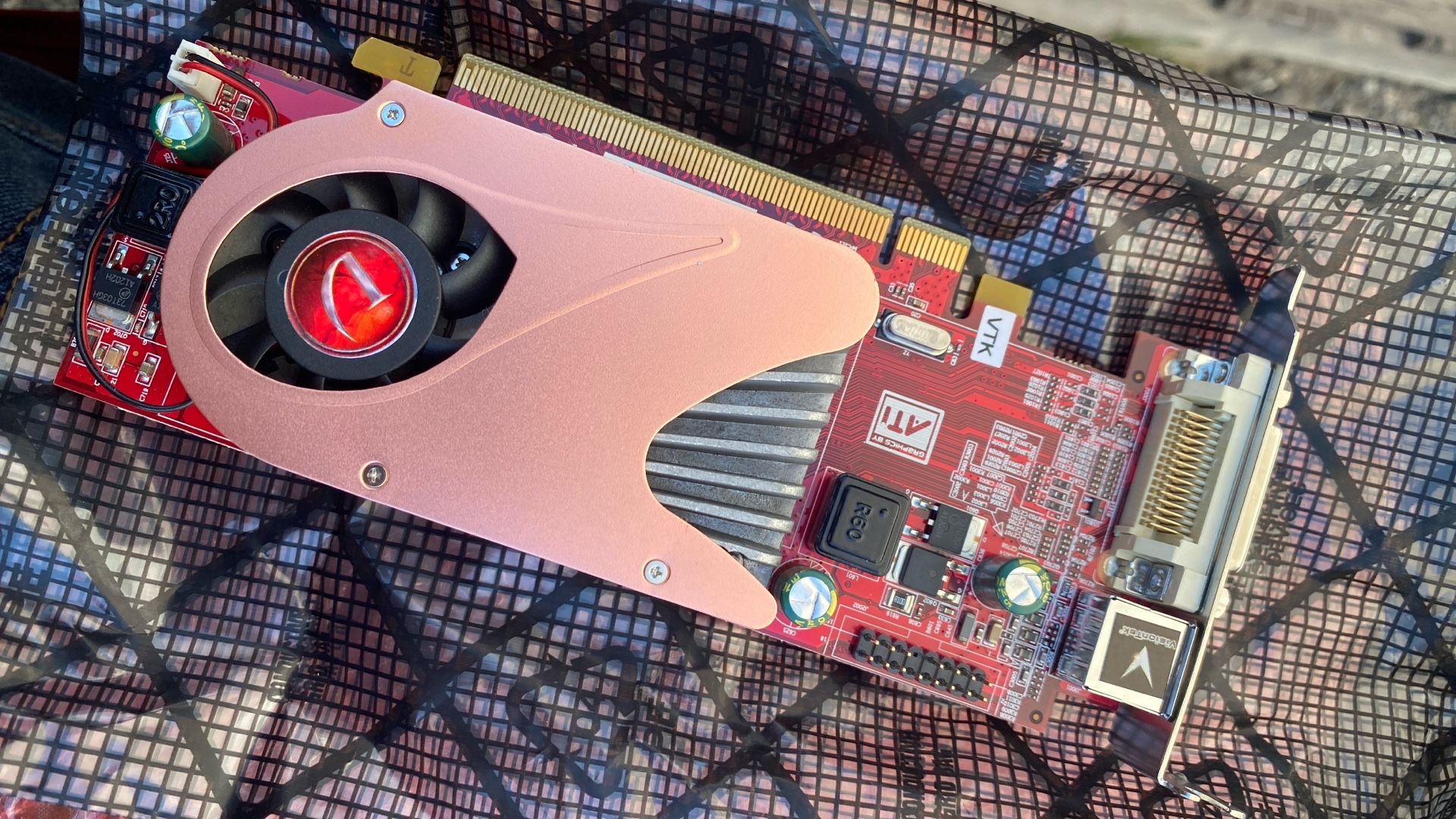 VisionTek ATI Radeon HD 4350 (900273) 512MB / 512MB (max)