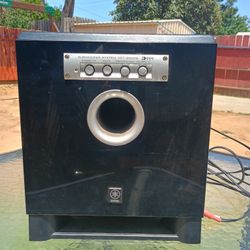 Yamaha Powered Subwoofer 